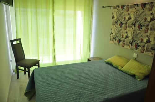 Imagen de la habitación del Residencia Hostel Paris. Foto 7