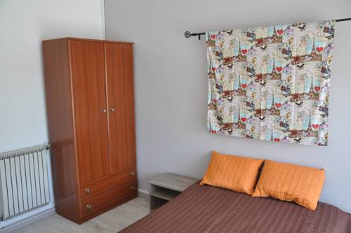 Imagen de la habitación del Residencia Hostel Paris. Foto 12