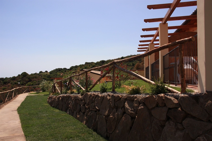 Imagen de los exteriores del Residencia Hotel Pedra Ruja. Foto 9