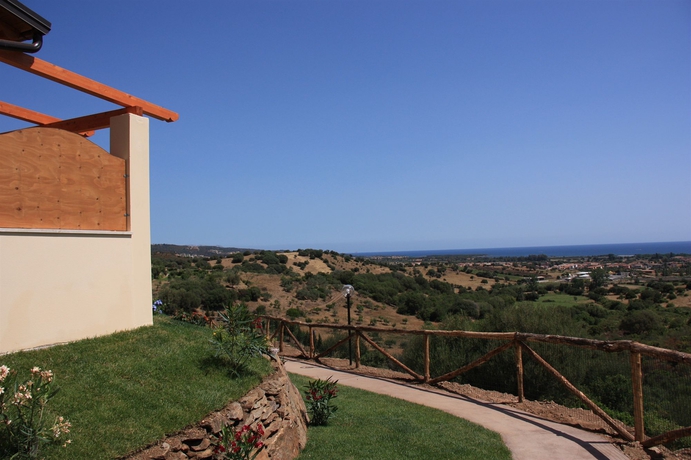 Imagen de los exteriores del Residencia Hotel Pedra Ruja. Foto 12