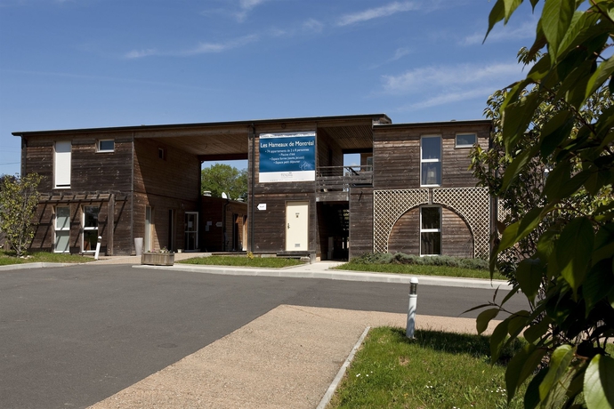 Imagen de los exteriores del Residencia Les Hameaux de Montreal. Foto 9