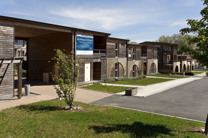 Imagen de los exteriores del Residencia Les Hameaux de Montreal. Foto 10