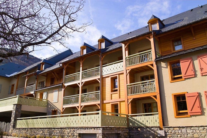 Imagen general del Residencia Madame Vacances Residence Cami Real. Foto 2