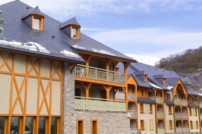 Imagen general del Residencia Madame Vacances Residence Cami Real. Foto 8