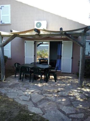 Imagen de los exteriores del Residencia Monte d'Oro. Foto 16