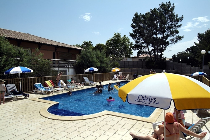 Imagen de la piscina del Residencia Odalys Residence Bleu Ocean. Foto 17