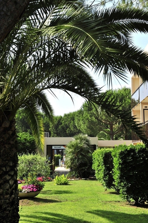 Imagen de los exteriores del Residencia Pierre and Vacances R&eacute;sidence Les Jardins Ombrag&eacute;s. Foto 10