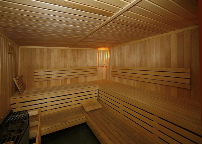 Imagen de la piscina del Residencia Pierre and Vacances R&eacute;sidence Les Temples Du Soleil. Foto 11