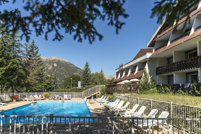 Imagen general del Residencia Pierre et Vacances Serre Chevalier Chantemerle. Foto 2