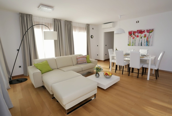 Imagen de los interiores del Residencia Poville Residence. Foto 14