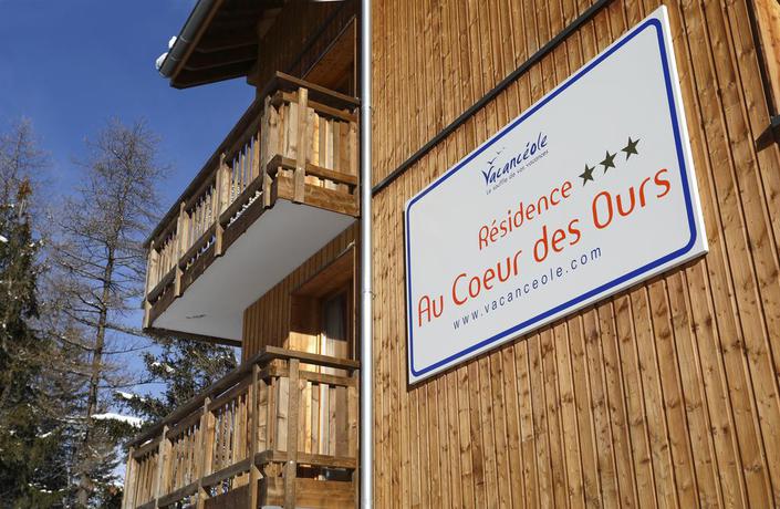 Imagen de los exteriores del Residencia R&eacute;sidence Au Coeur Des Ours. Foto 8