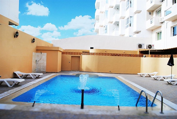 Imagen de la piscina del Residencia Résidence Hôtelière Fleurie. Foto 15