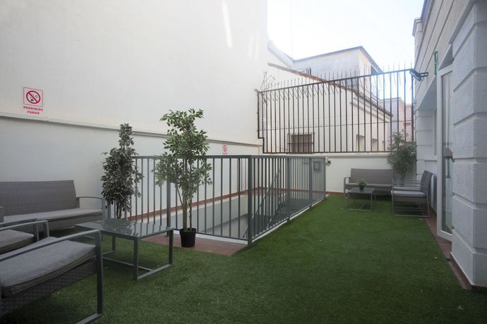 Imagen de los exteriores del Residencia Residencia Universitaria Alboran. Foto 12