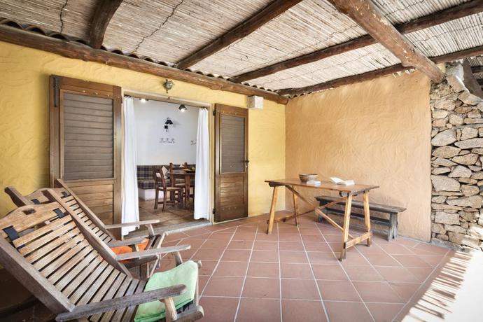 Imagen de los exteriores del Residencia Residenza Capriccioli. Foto 9