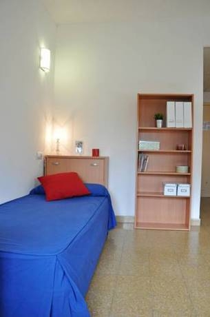 Imagen de la habitación del Residencia Sant Jordi, Tarragona. Foto 8