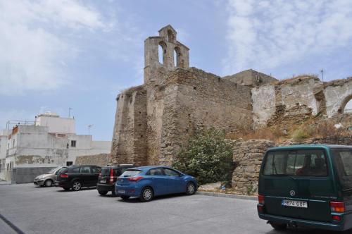 Imagen de los exteriores del Residencia Tarifa, Tarifa. Foto 8