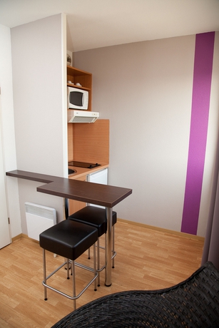 Imagen de la habitación del Residencia Ténéo Apparthotel Bordeaux St Jean. Foto 4