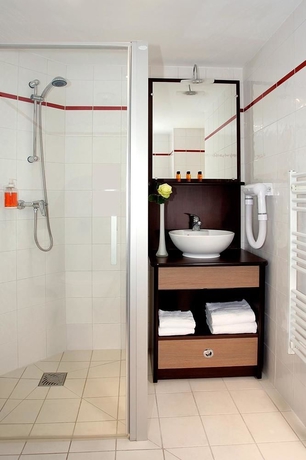 Imagen de la habitación del Residencia Terres De France - Appart'hotel Quimper. Foto 8