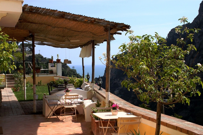 Imagen general del Residencia Torre Dello Ziro. Foto 1