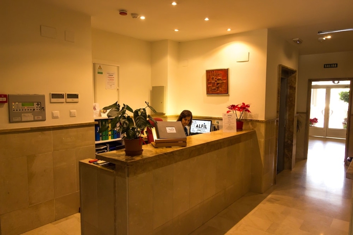 Imagen de los interiores del Residencia Universitaria Alfil. Foto 18