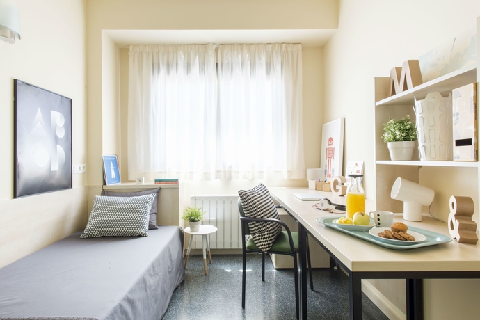 Imagen de la habitación del Residencia Universitaria Erasmo. Foto 2
