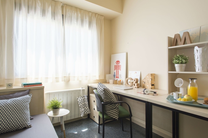 Imagen de la habitación del Residencia Universitaria Erasmo. Foto 3