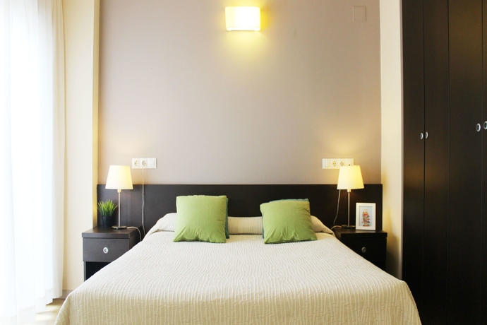 Imagen de la habitación del Residencia Universitaria Erasmo. Foto 8