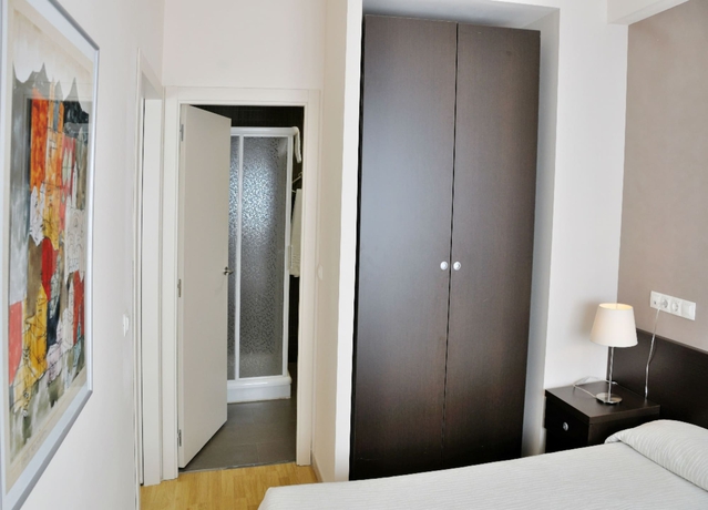 Imagen de la habitación del Residencia Universitaria Erasmo. Foto 11