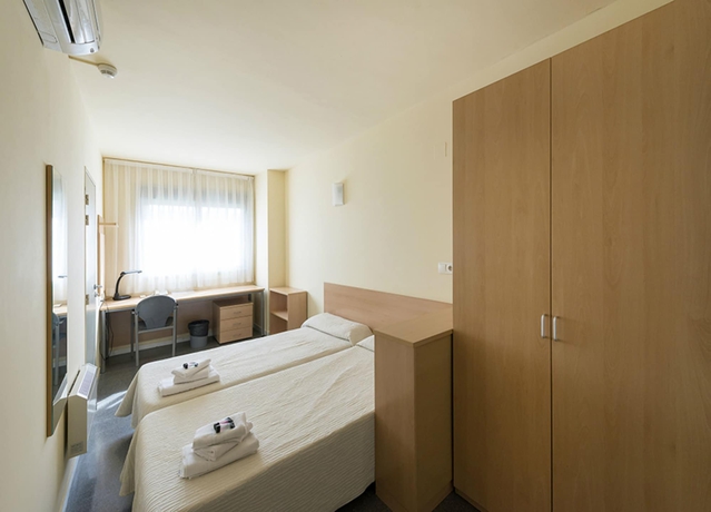 Imagen de la habitación del Residencia Universitaria Erasmo. Foto 14