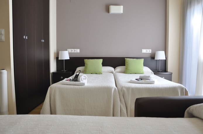 Imagen de la habitación del Residencia Universitaria Erasmo. Foto 15