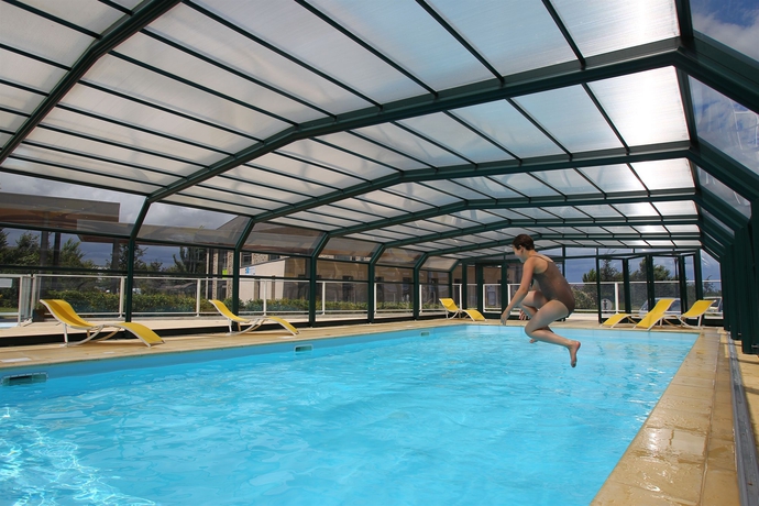 Imagen de la piscina del Residencia Vacancéole - Dinan Duguesclin. Foto 5