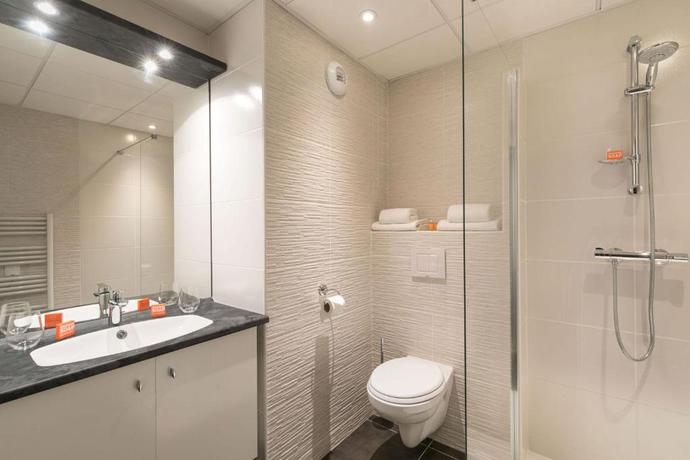 Imagen de la habitación del Residencia Villa M&eacute;dicis Puteaux. Foto 4