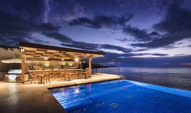 Imagen de la piscina del Resort Allium Bodrum and Spa. Foto 13