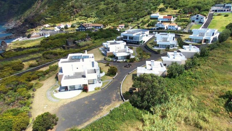 Imagen de los exteriores del Resort Cantinho Das Buganvillias. Foto 15