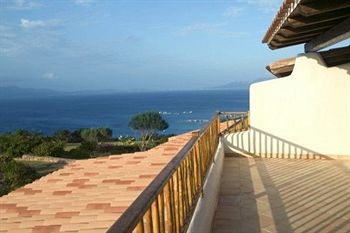 Imagen de la habitación del Resort Capo Ceraso Family. Foto 8