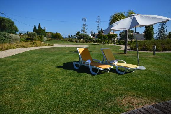 Imagen de los exteriores del Resort Hello Villas. Foto 8