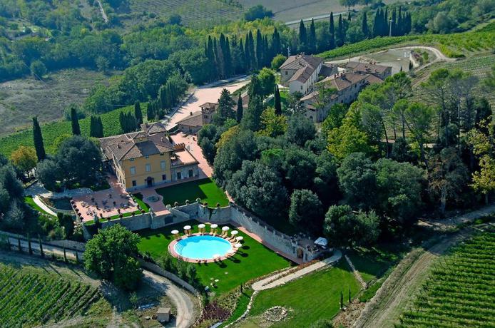 Imagen de los exteriores del Resort Hotel Villa Campomaggio. Foto 13