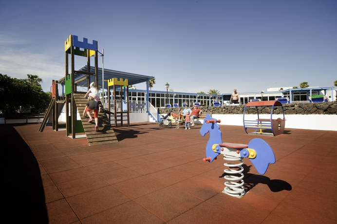 Imagen de los exteriores del Resort Hyde Park Lane. Foto 10