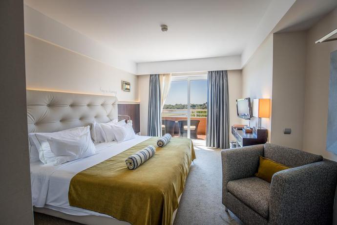 Imagen de la habitación del Resort Kimpton Quinta da Marinha by IHG. Foto 13
