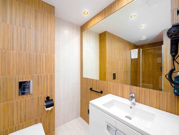 Imagen de la habitación del Resort Kr&oacute;l Plaza Spa and Wellness. Foto 12