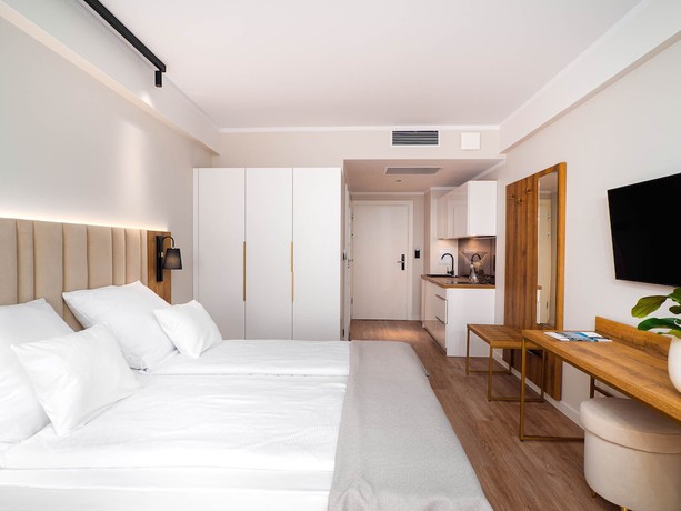 Imagen de la habitación del Resort Kr&oacute;l Plaza Spa and Wellness. Foto 13