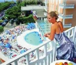 Imagen de la piscina del Resort Lifeclass Hotels And Spa. Foto 2