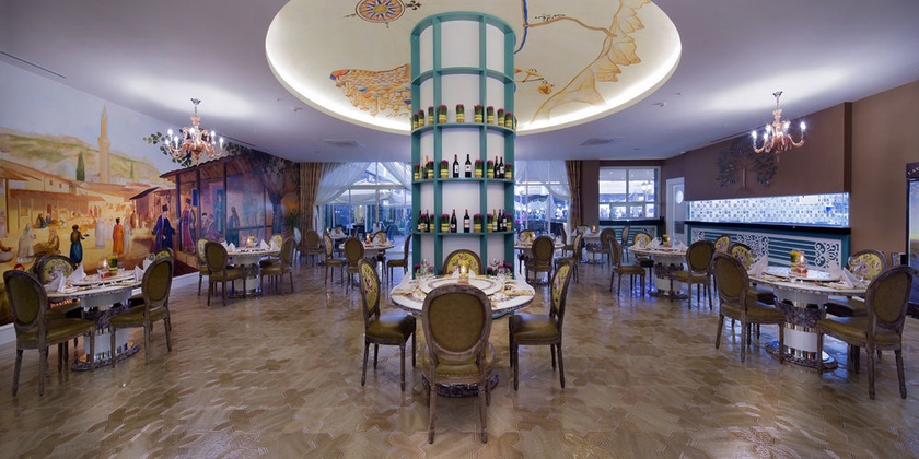 Imagen del bar/restaurante del Resort Litore Resort Hotel and Spa - All Inclusive. Foto 2