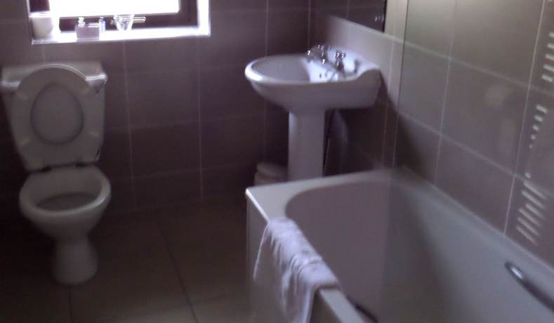 Imagen de la habitación del Resort Macdonald Lochanhully. Foto 5