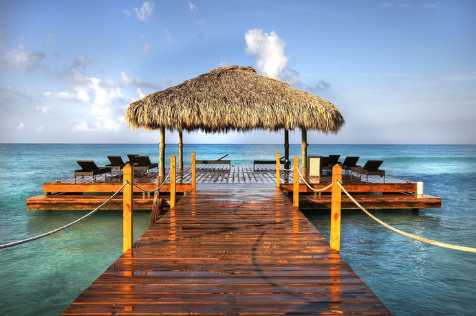 Imagen de los exteriores del Resort Miranda Bayahibe. Foto 12