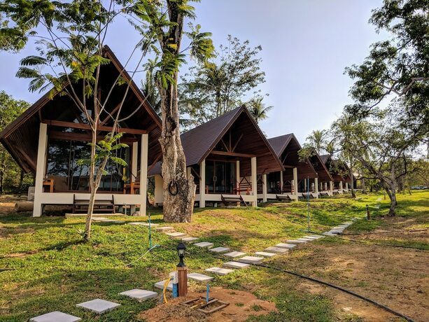 Imagen de la habitación del Resort Phayamas Private Beach. Foto 20