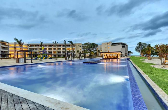 Imagen general del Resort Royalton Negril, An Autograph Collection All-inclusive. Foto 8