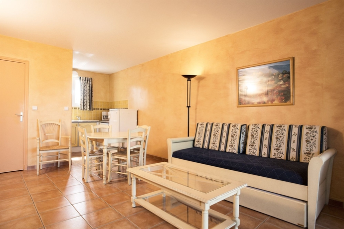 Imagen de los interiores del Resort Sowell R&Eacute;sidences Les Mazets. Foto 12