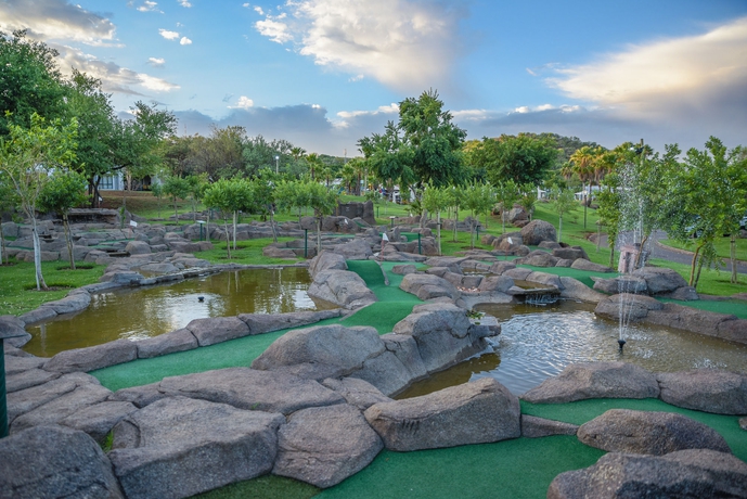 Imagen de los exteriores del Resort Sun City, Moses Kotane Local Municipality. Foto 9