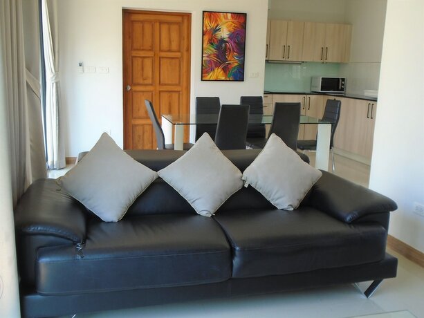 Imagen de la habitación del Resort Sunrise Villa Resort. Foto 18